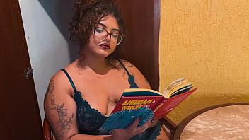 Preview 1 of Top Young Wold - TRAILER FILME P&Acirc_NICO GORDA GOSTOSA CORRENDO PERIGO
