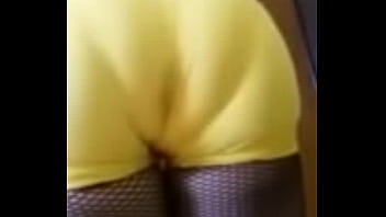 Preview 4 of Izzati Rohzi Sex - Bruna com consolo no cu e shorts