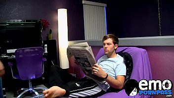 Preview 1 of Www Rapecollagegirl Co - Emo butt muncher drills his lover and shoots big load