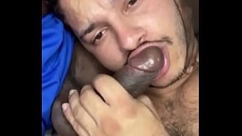 Preview 1 of Futanari Tokyo - O Neg&atilde_o Pauzudo me colocou pra mamar a Rola dele