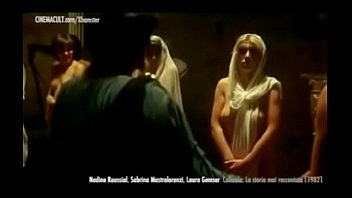 Preview 2 of Anal Curvy Outdoor - Caligula  The Untold Story - Laura Gemser and Co.