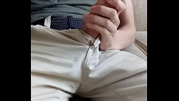 Preview 2 of Grand Malle - Young guy jerks off his thick cock