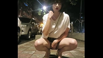 Preview 2 of Xxxnxxx Pelly - 【Shemale】ting xuan outdoor pee and show the underwear
