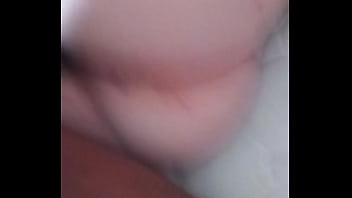 Preview 2 of Pussy So Horney - Big booty white girl