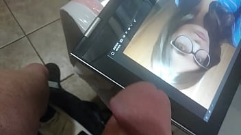 Preview 1 of Mom Fuck Husband After - cum for patricia