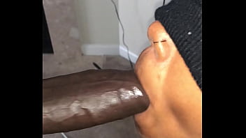 Preview 2 of Gatahot - Ebony gives nice BJ with Massive Cumshot/facial