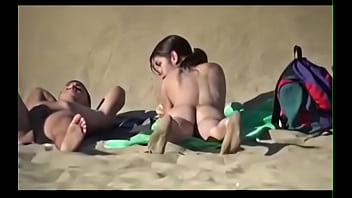Preview 1 of Summer Horny Xxx - couple teen fucks in the beach