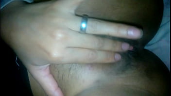 Preview 2 of Rusia Stepsister - Calentona se cola los dedos