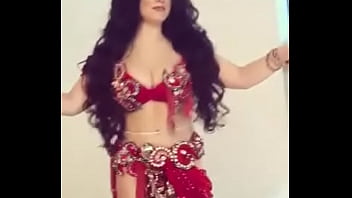 Preview 1 of Beeg Ind - Best Arabic dance ever.