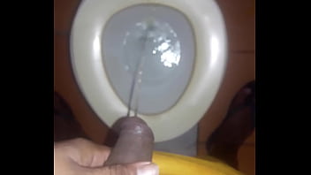 Preview 2 of Www Teenss33com - Golden Shower - EMILIANO