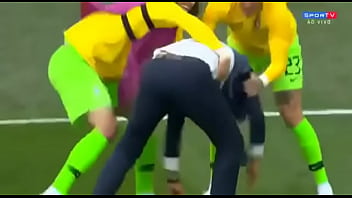 Preview 3 of Xxx Blue Fllm - Velhinho safado cai de boca