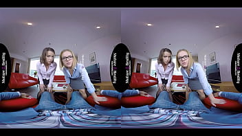 Preview 1 of Carmen La Venere Bianca - MatureReality - Soccer discovers the Threesome