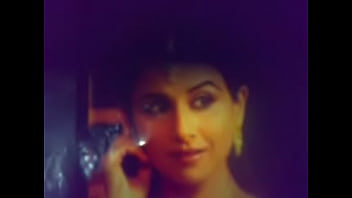Preview 1 of Rough Mouth Gf - Cum on cleavage of vidhya balan(REQUESTED)