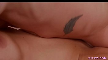 Preview 4 of Indian School Sex Xnxx Com - Busty older lesbian Reagan Foxx licking Eliza Jane&#039_s teen pussy