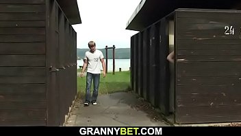 Preview 1 of Sell Peak Xxx Vidoes - He fucks blonde granny in the changing room