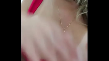 Preview 4 of Young Slute Sex - Loira gostosa se masturbando!