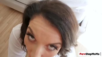 Preview 3 of Pake Baju Tidur Tifis Indonesia - Stepmom Silvia sucks stepson huge cock