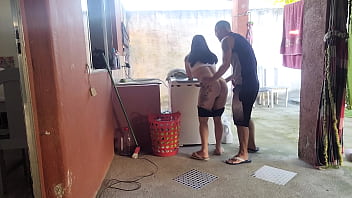 Preview 4 of Kanada Ramya - Minha esposa saiu e a empregada n&atilde_o resistiu meu pau ereto