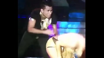 Preview 1 of Sweeet Sin - La Polla Assilem muestra las tetas en Dale Like &Aacute_ mi Baile