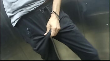 Preview 1 of Ferst Tiem Full Viedo - me and my husband1,  ME AND MY CRAZY WIFE