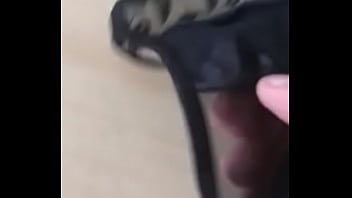 Preview 3 of Xx Sexy Bf Full Hd - Calcinha melada da minha esposa depois de sair sozinha na balada