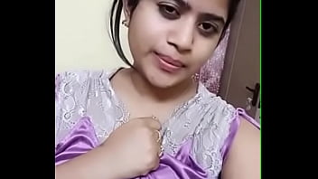 Preview 3 of Xxx Indeyn Video - Desi girl teasing by dress change