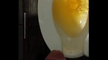 Preview 4 of Uae Boobs - Another long yellow piss in a public toilet.