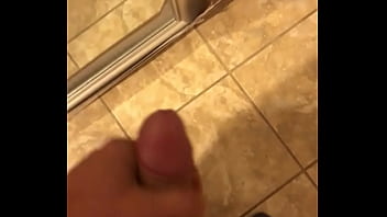 Preview 4 of Moms De Qui - Very Horny 19yo masturbates and cums