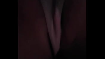 Preview 4 of Stepmom Adian - Je film les l&egrave_vre de ma femme mon pote regarde sa chatte.
