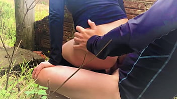 Preview 3 of Brazzer Desi Aurat - The milf didn&#039_t expect a public anal creampie