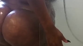 Preview 1 of Nude Sherlyn - bbw africaines 2