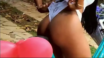 Preview 3 of Horse Yannick Girl Animated Gifs - acompanhantes salvador elite scortvips