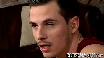 Preview 1 of New Vidos Xxxx - Inked young cutie Nathan jerks off his big cock
