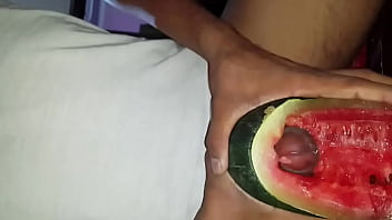 Preview 4 of Musim Xxx - Watermelon fuck