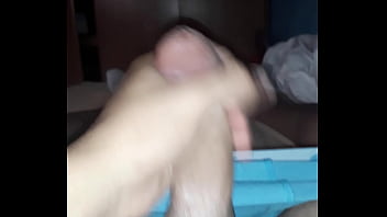 Preview 2 of Myanmar Shower Movies - Tremenda paja a las 6 de la ma&ntilde_ana