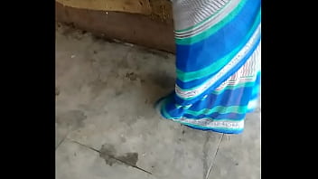 Preview 4 of Mom Ad Son Sexx - Indain green saree aunty hot aunty