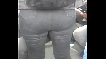 Preview 4 of Amrekaxxxxxx Porn - Culona del metropolitano
