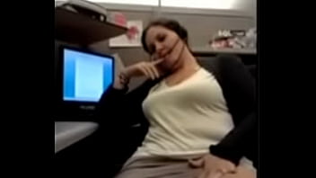 Preview 2 of Mom Xvideo Son - milf finger fucks herself hard at work