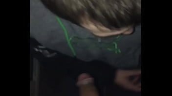Preview 3 of 1min Vido Tube - White Gay Slut Sucks Part 1