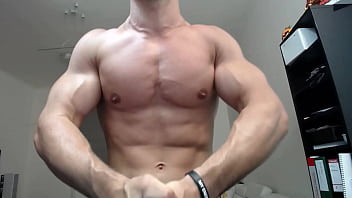 Preview 1 of Exchange Wifa - Degrading muscleworship