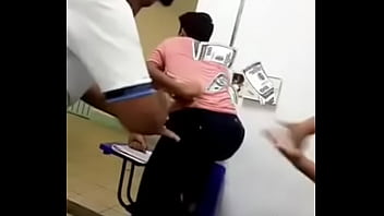 Preview 3 of Mgentot Nangis - Tremenda cogida en clase de mate