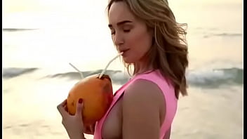 Preview 1 of Tits Big Beach - CALL GIRL MIA DUBAI BEACH STRIPTEASE