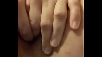 Preview 3 of Xnxx In 3gp - Puta se mete los dedos al culo