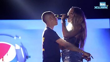 Preview 3 of Somensa Teme - Wizkid kissing tiwa savage