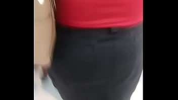 Preview 3 of Enony Tee - Lady with a fat ass