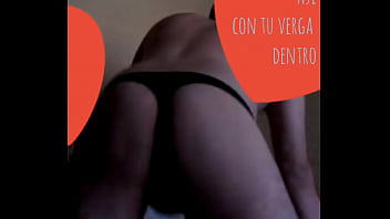 Preview 2 of Hot City Holiday Season - Moviendo el culo 2