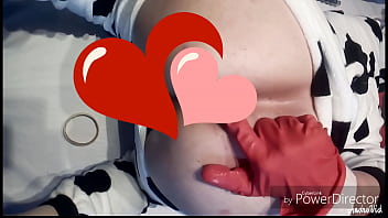 Preview 1 of Reading Sex Videos - Catsuit und anal Dildos solo