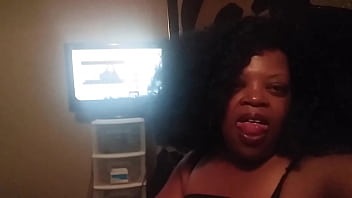 Preview 2 of Muvies Clips - Miktight Presents Big Sexy Cinnabunz