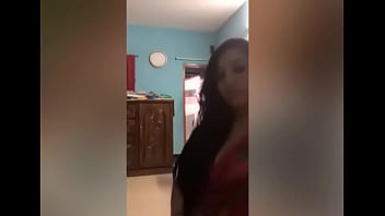 Preview 3 of Weaping Movie - video call from my phone HD