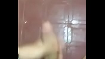Preview 1 of Shakira Porn Sex - Anh Nam sục cặc trong toilet